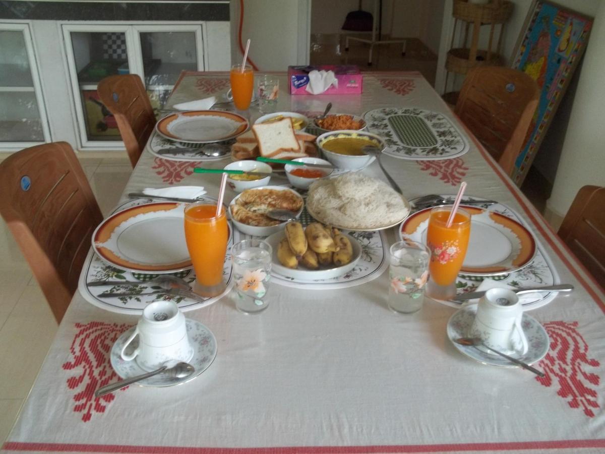 Anura Home Stay 칼루타라 외부 사진