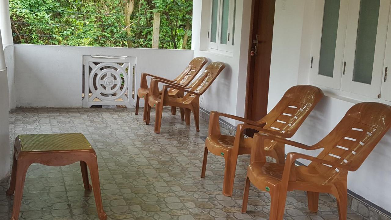 Anura Home Stay 칼루타라 외부 사진