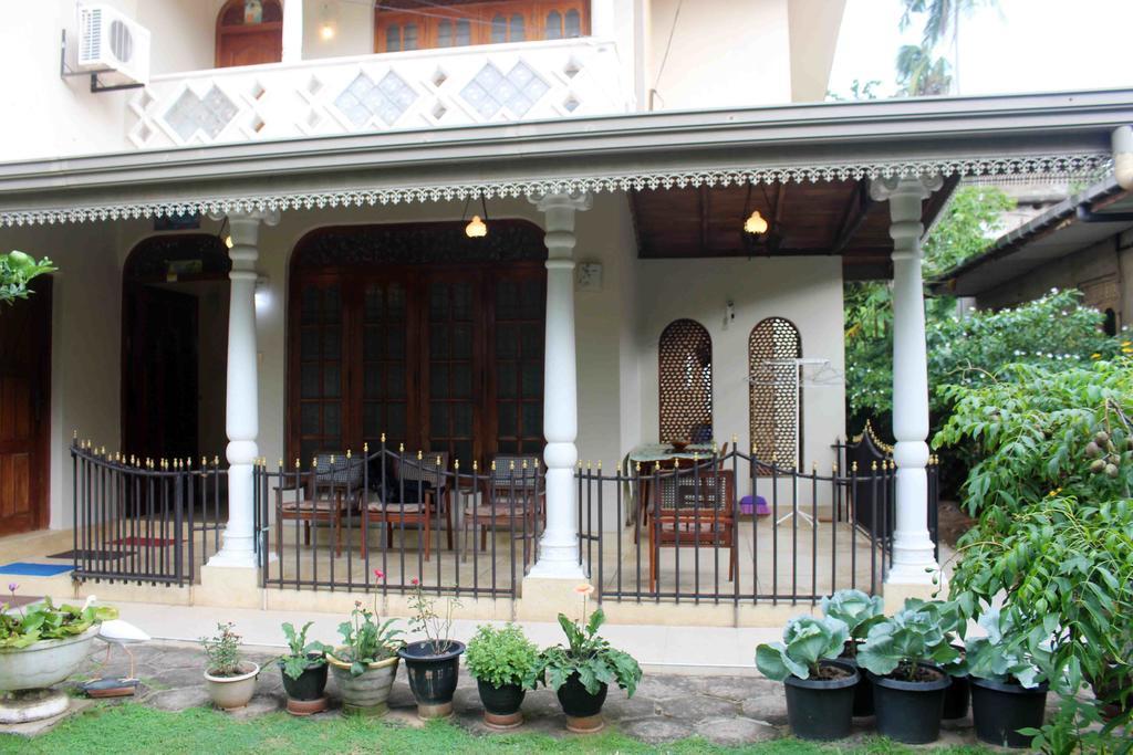 Anura Home Stay 칼루타라 외부 사진