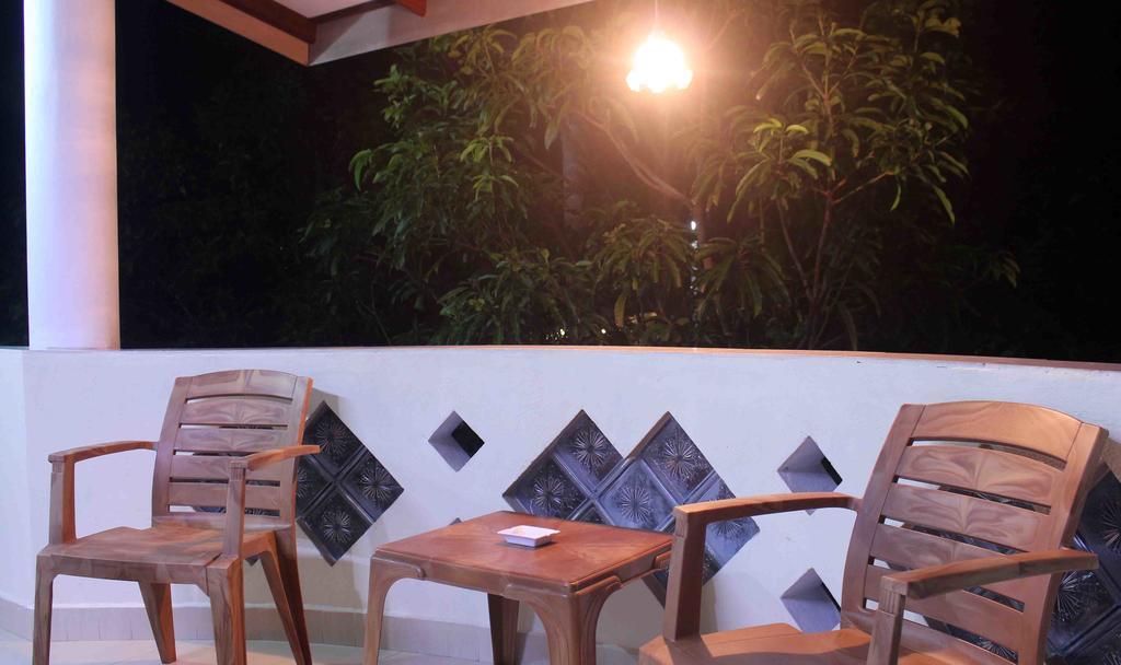 Anura Home Stay 칼루타라 외부 사진
