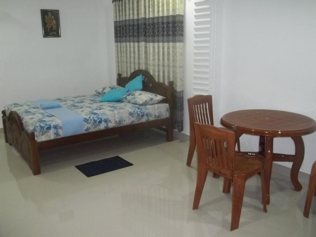 Anura Home Stay 칼루타라 외부 사진