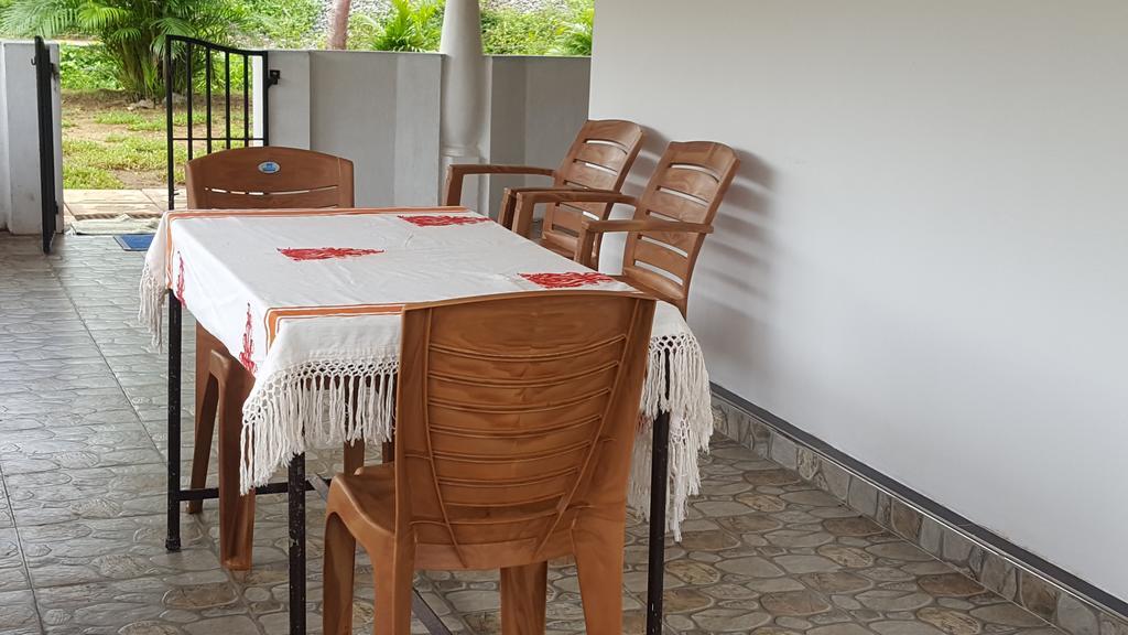 Anura Home Stay 칼루타라 외부 사진